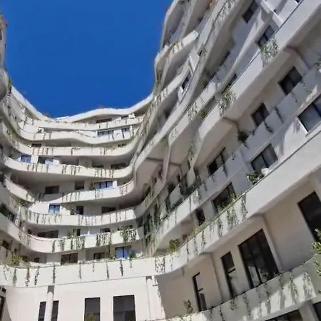 Apartman Elegant Escape At Spring Tirana